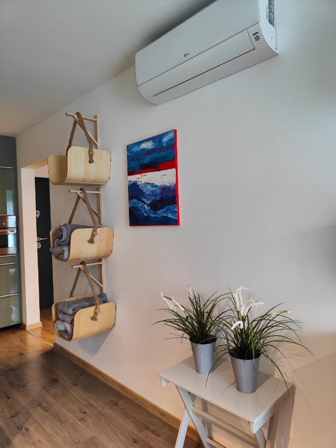 Beachfront Paradise Ezuest Panorama Lakeview Apartment With Panoramic Terrace Σίοφοκ Εξωτερικό φωτογραφία